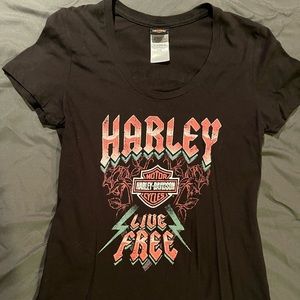 Women’s Harley Davidson V-neck tee shirt size small